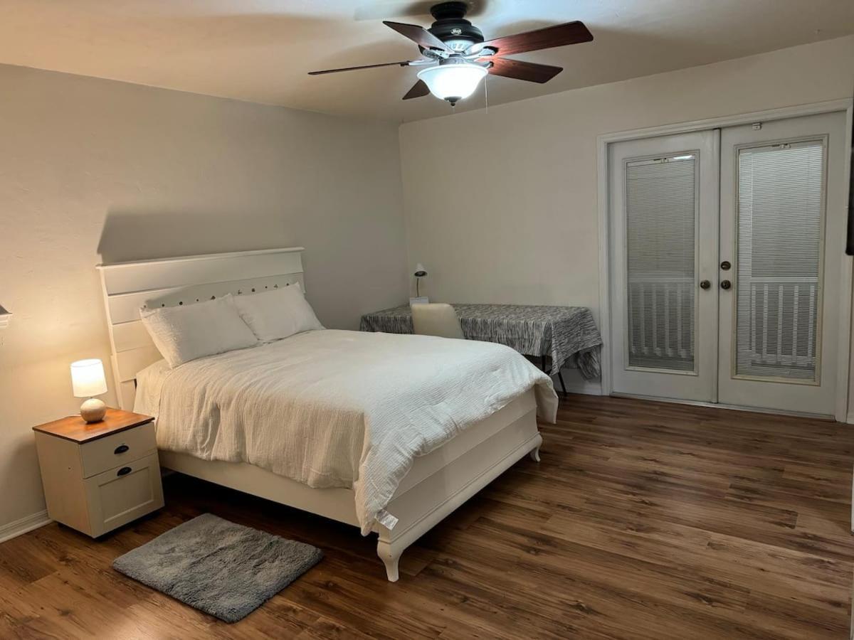 Spacious Room In A Nice House 게인즈빌 외부 사진